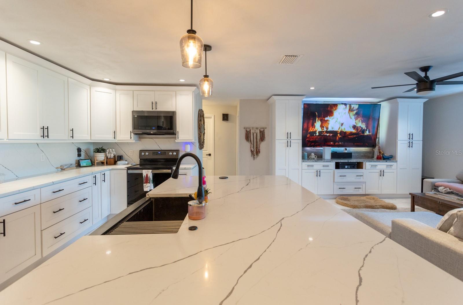 Image 8 of 24 For 6390 2nd Palm Point