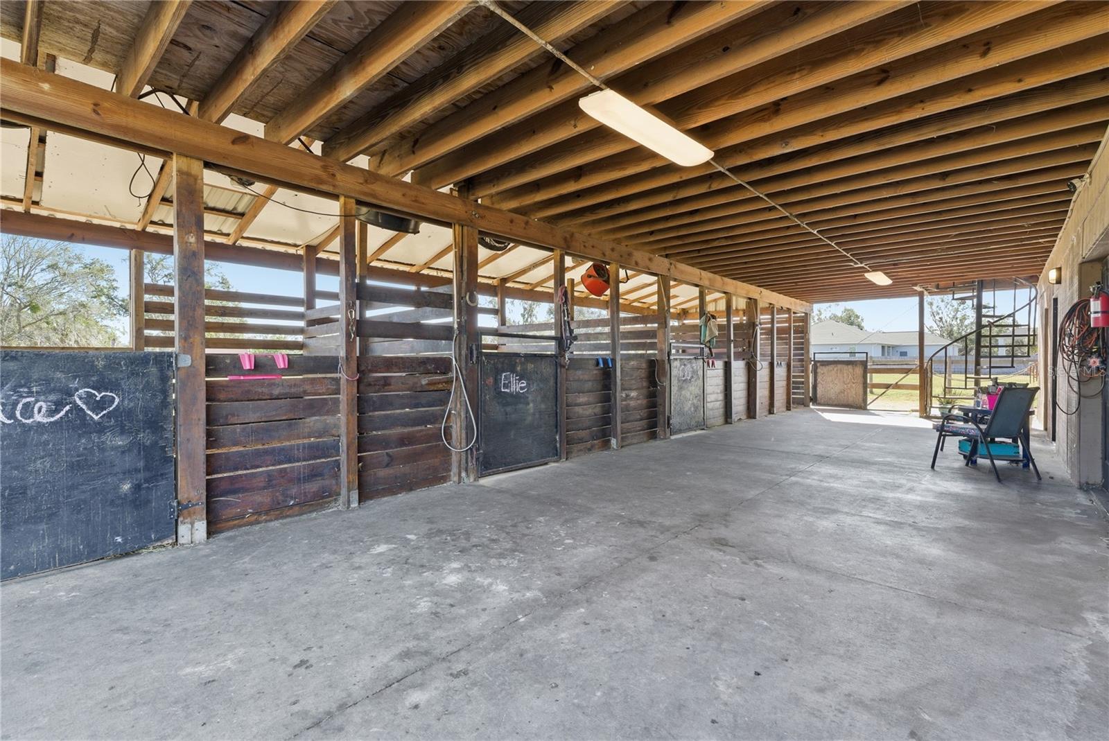 Image 36 of 54 For 607 Butch Cassidy Trail