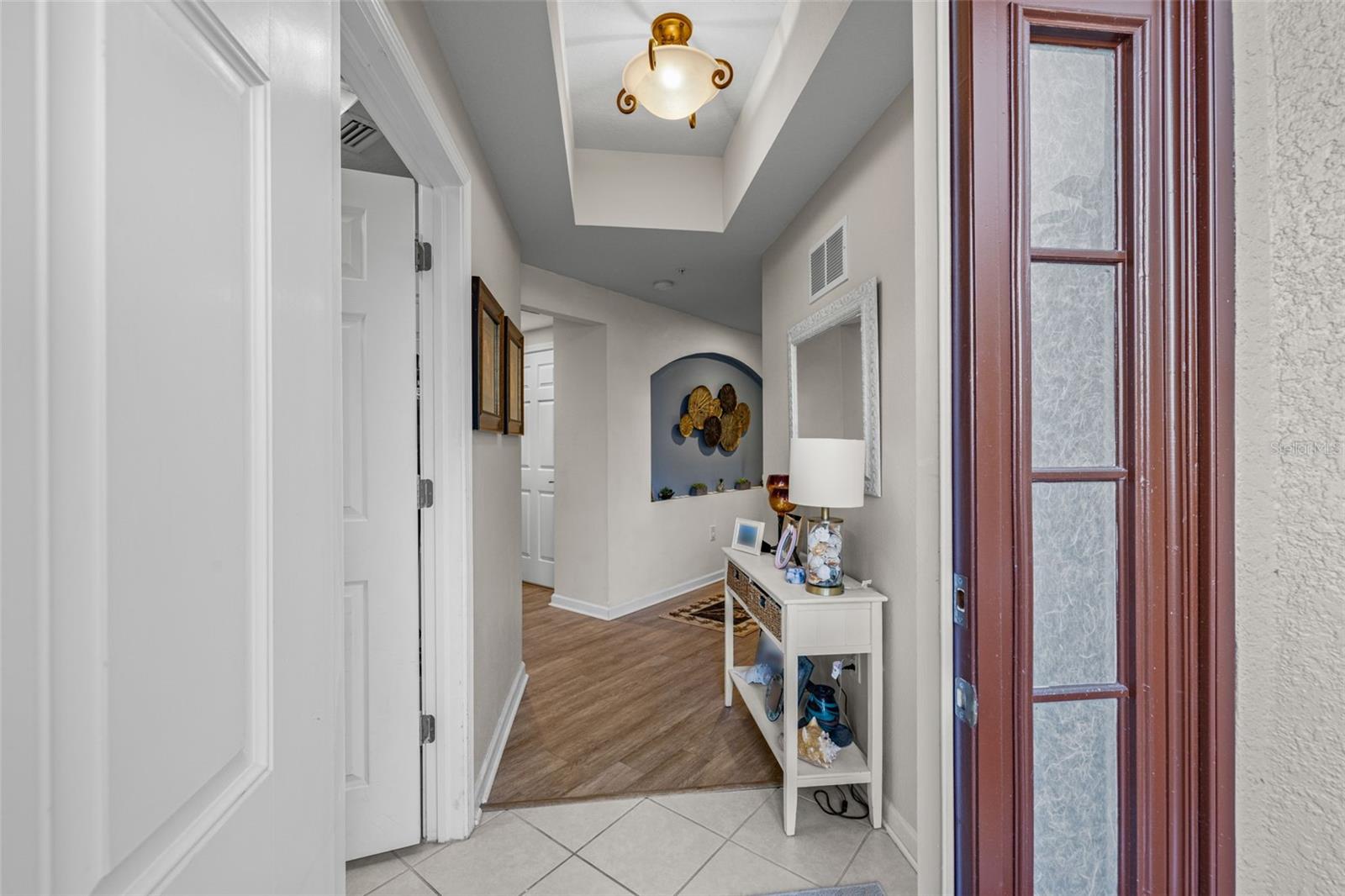 Image 4 of 30 For 810 Lantern Way