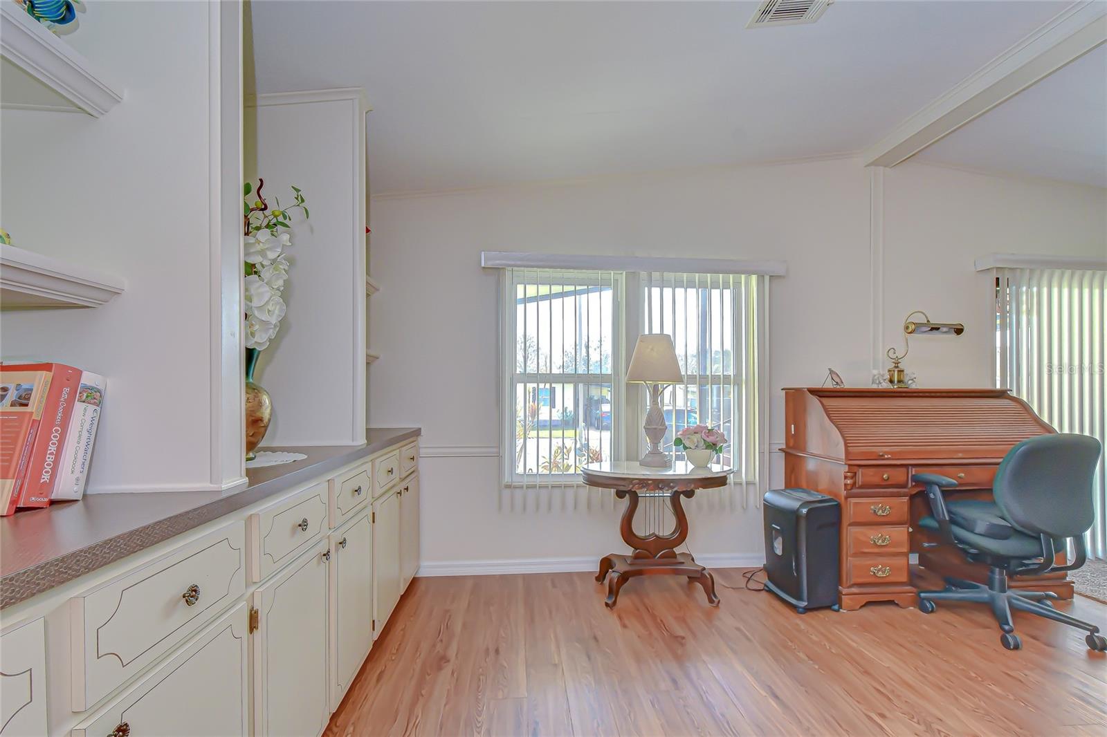 Image 13 of 47 For 35827 Brisa Drive