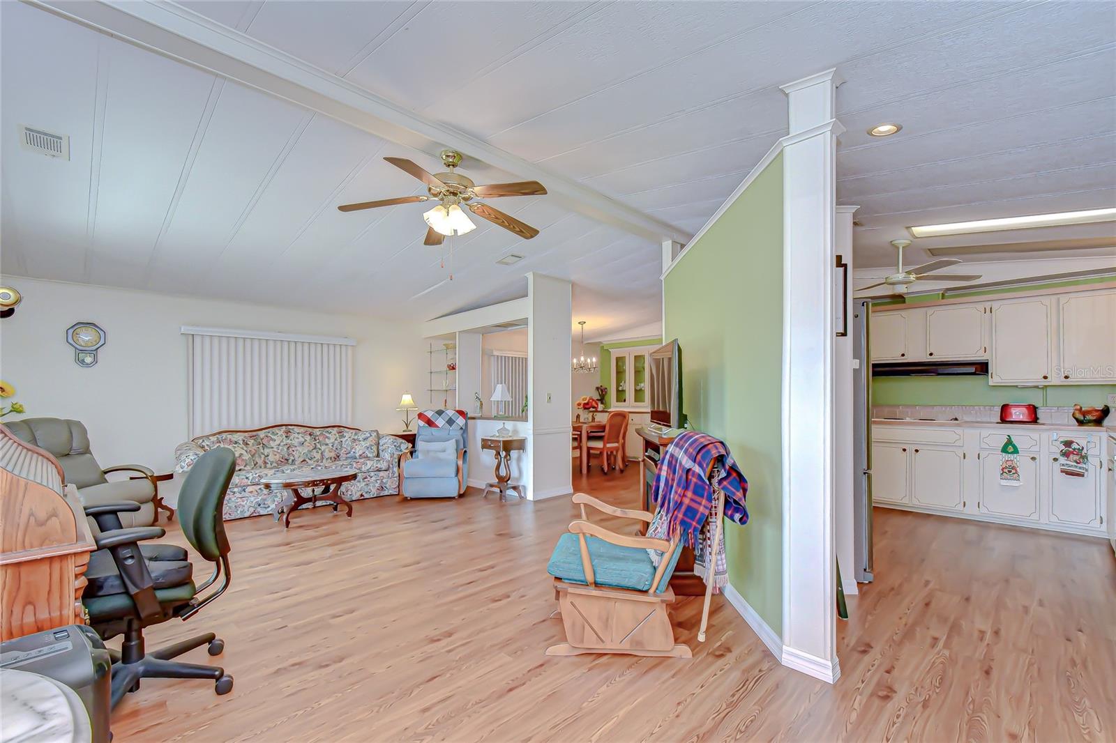 Image 16 of 47 For 35827 Brisa Drive