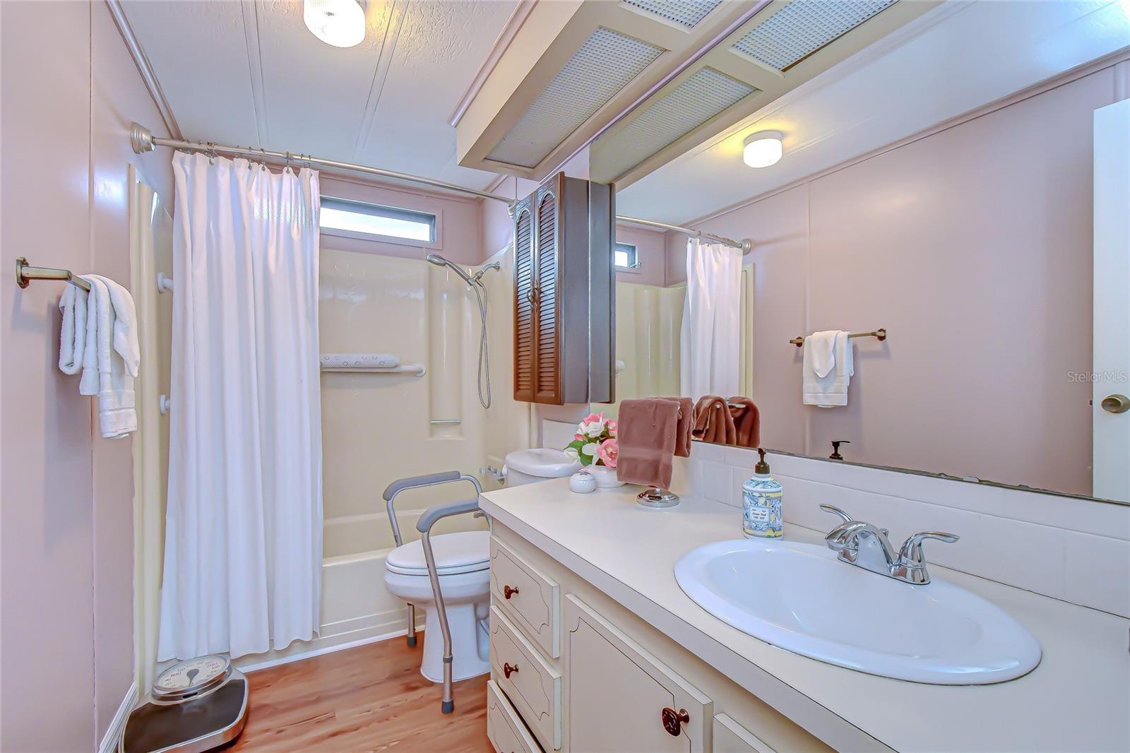 Image 34 of 47 For 35827 Brisa Drive