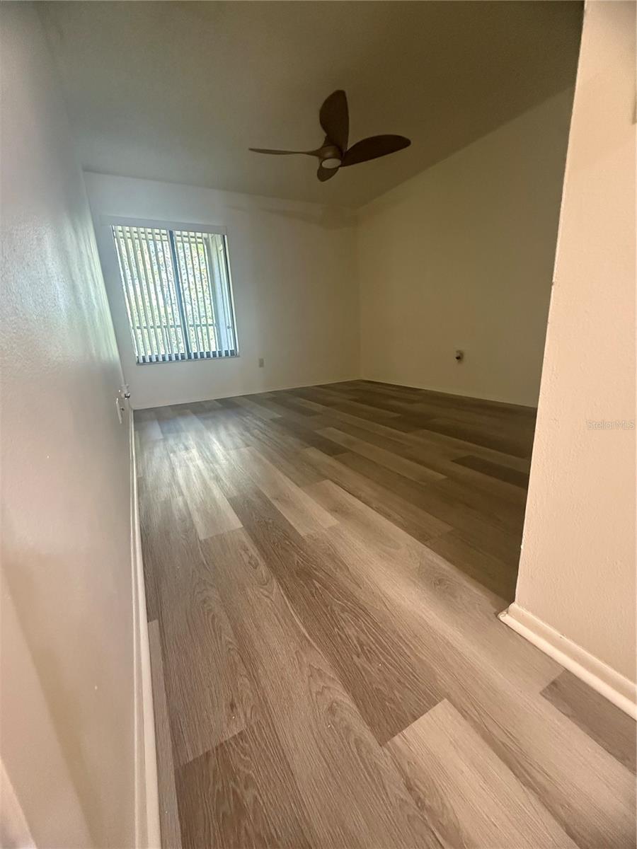 Image 11 of 31 For 11707 Raintree Village Boulevard C