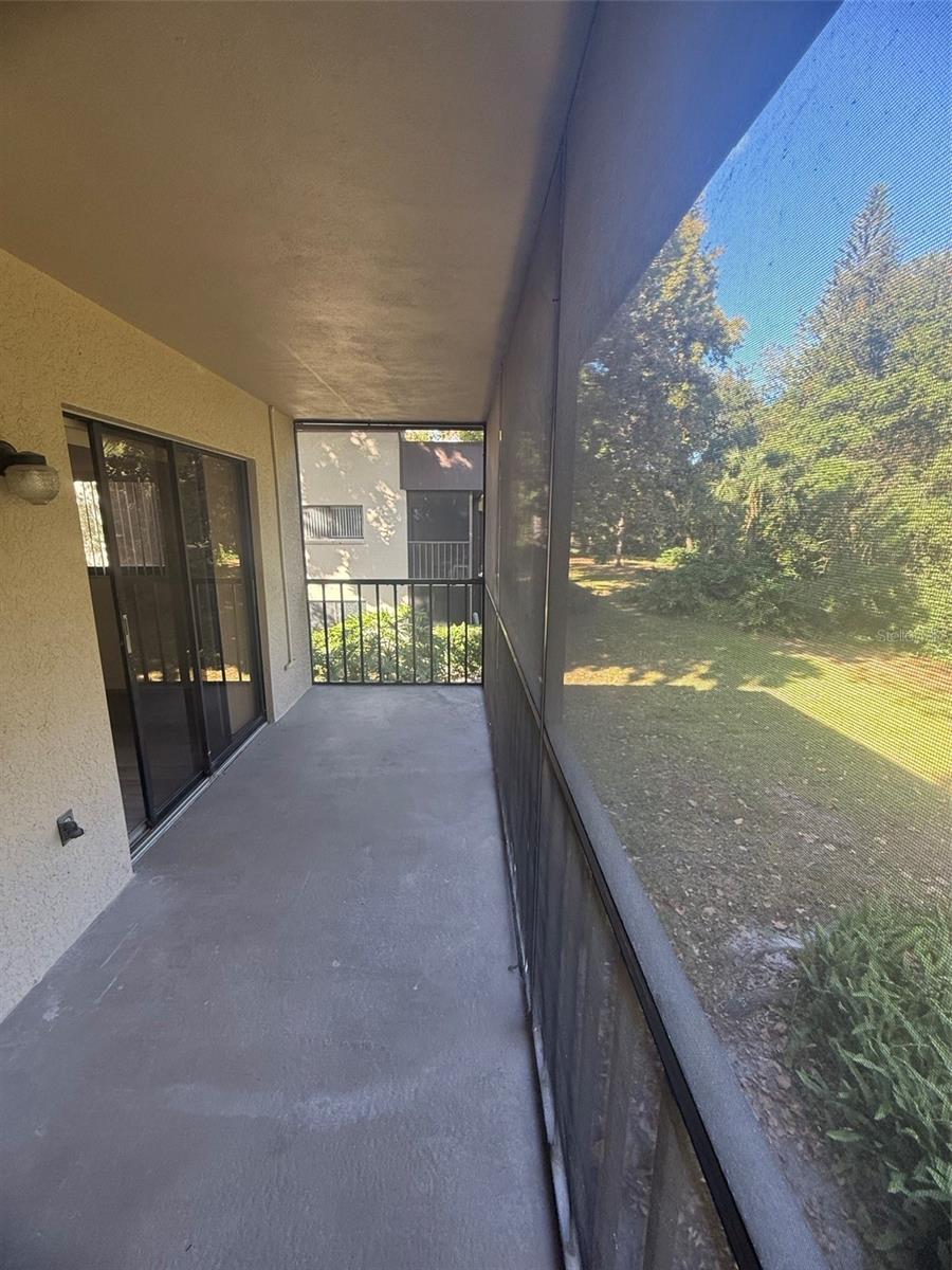 Image 26 of 31 For 11707 Raintree Village Boulevard C