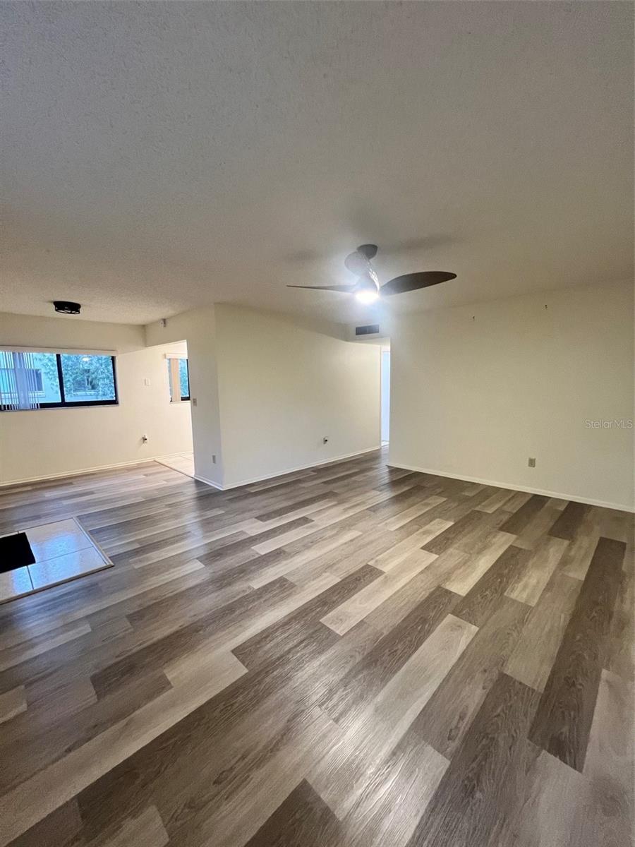 Image 8 of 31 For 11707 Raintree Village Boulevard C