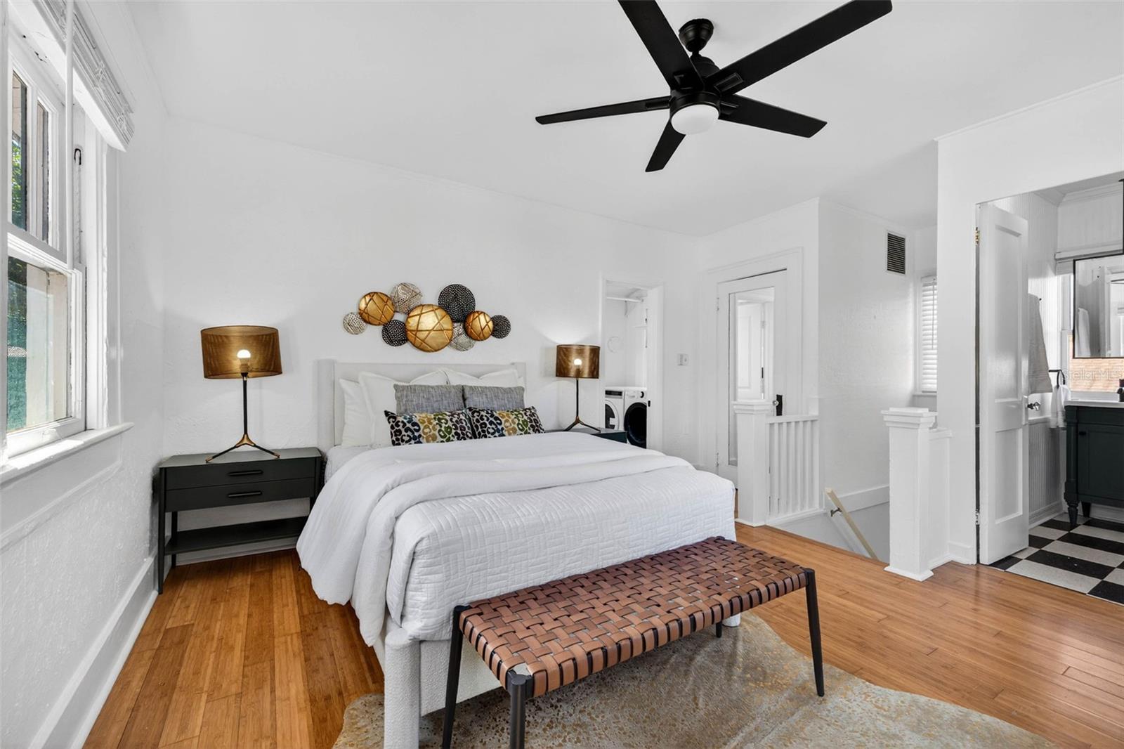 Image 24 of 38 For 736 6th Street N