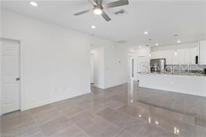 Image 4 of 11 For 326-328 Limerick Avenue S