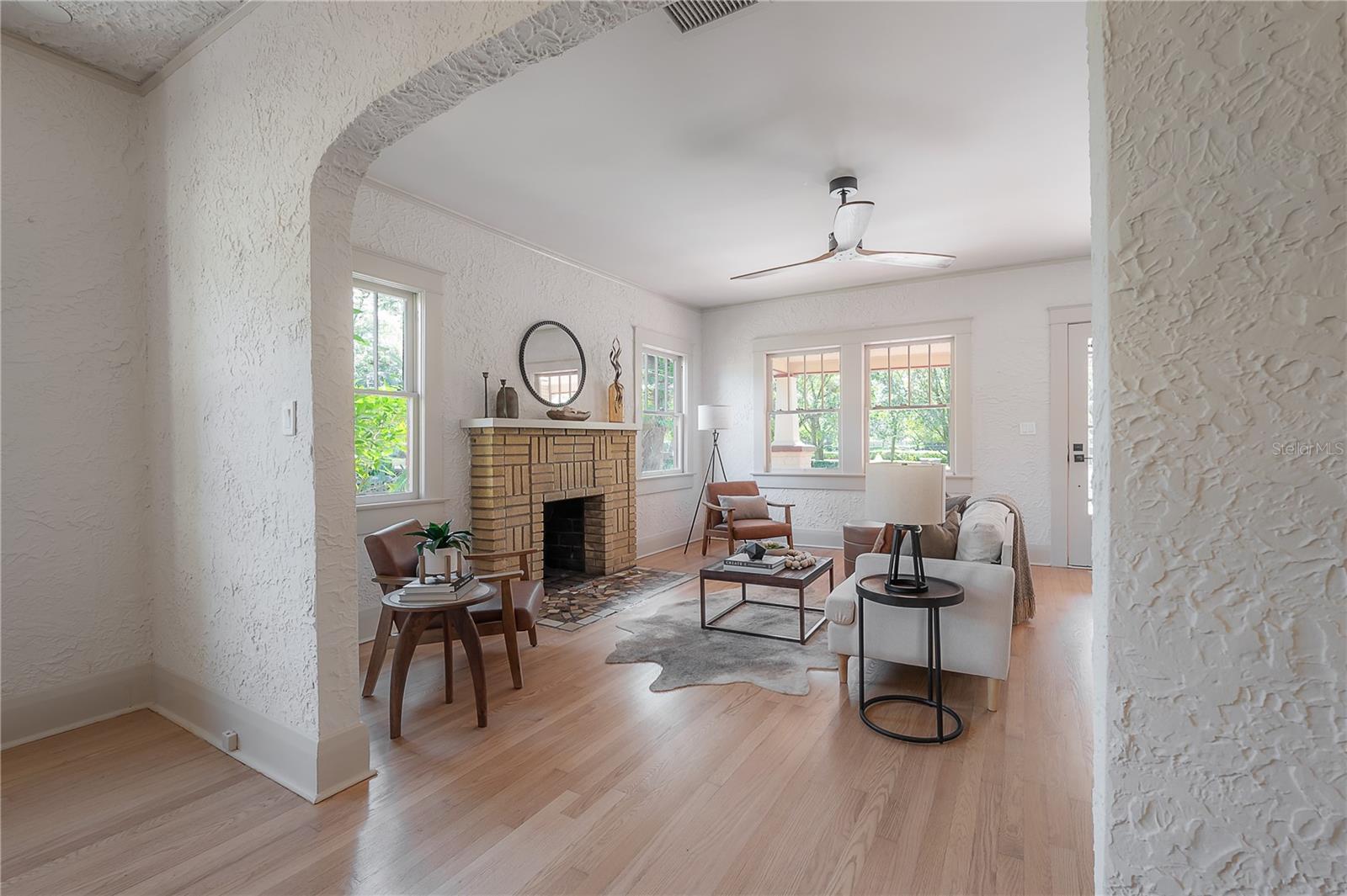 Image 16 of 67 For 316 Clifton Street