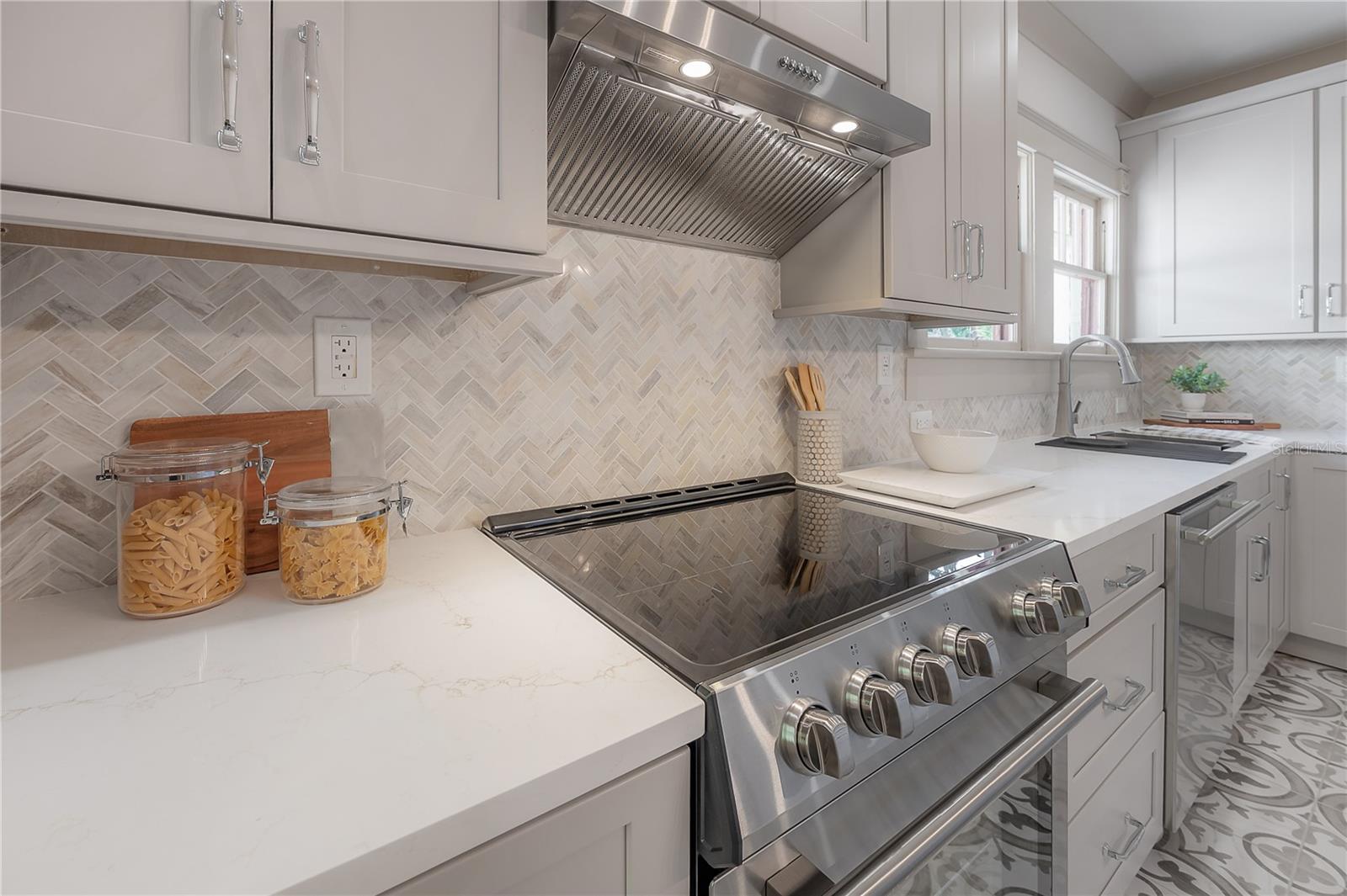 Image 26 of 67 For 316 Clifton Street