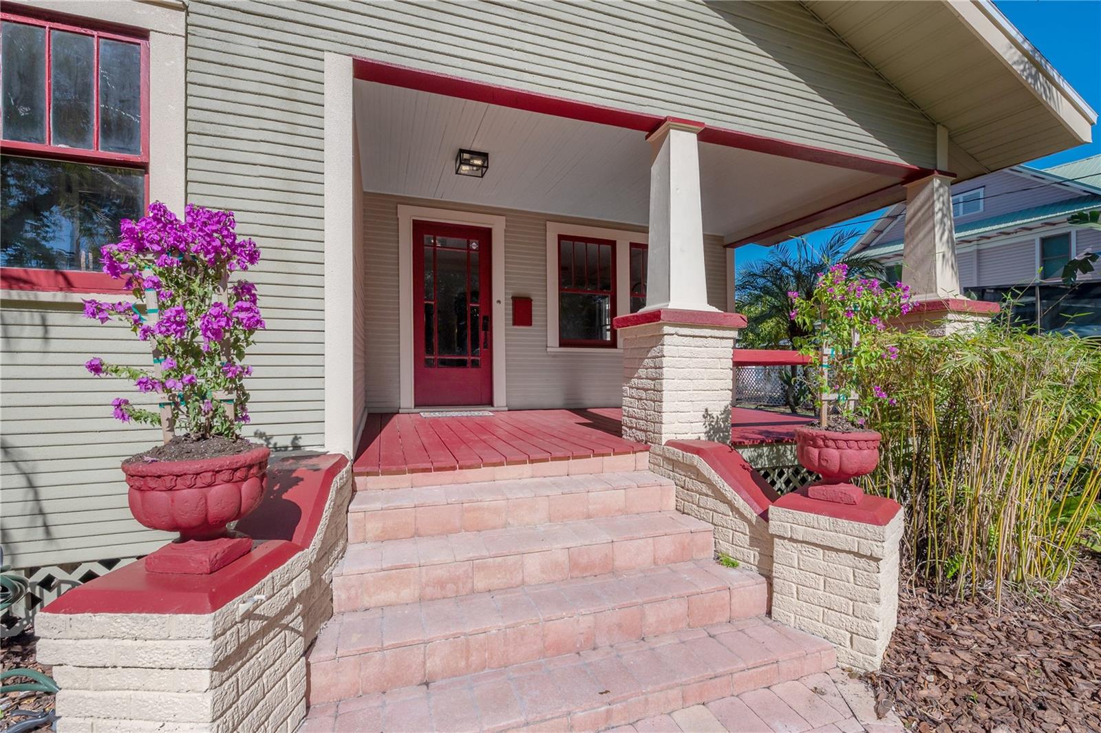 Image 3 of 67 For 316 Clifton Street