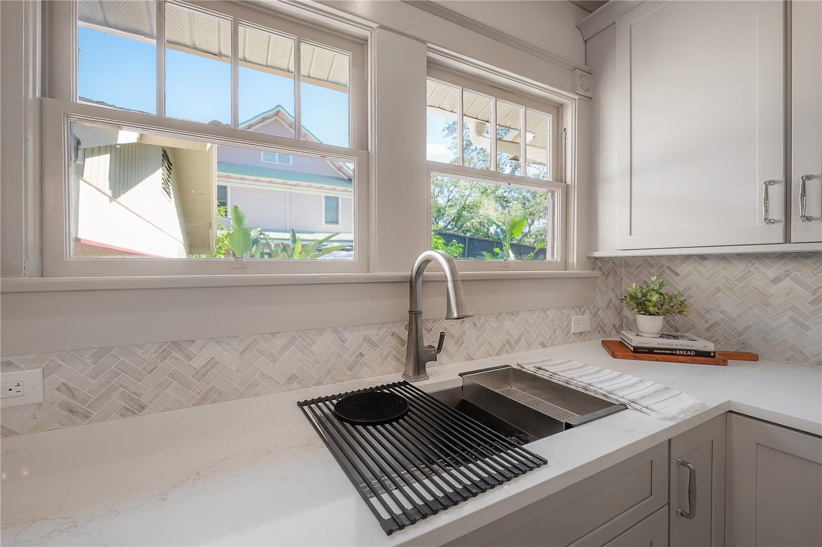 Image 30 of 67 For 316 Clifton Street