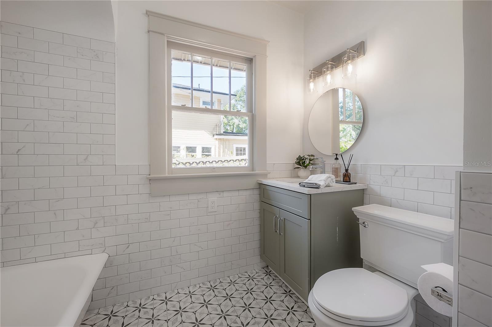 Image 43 of 67 For 316 Clifton Street