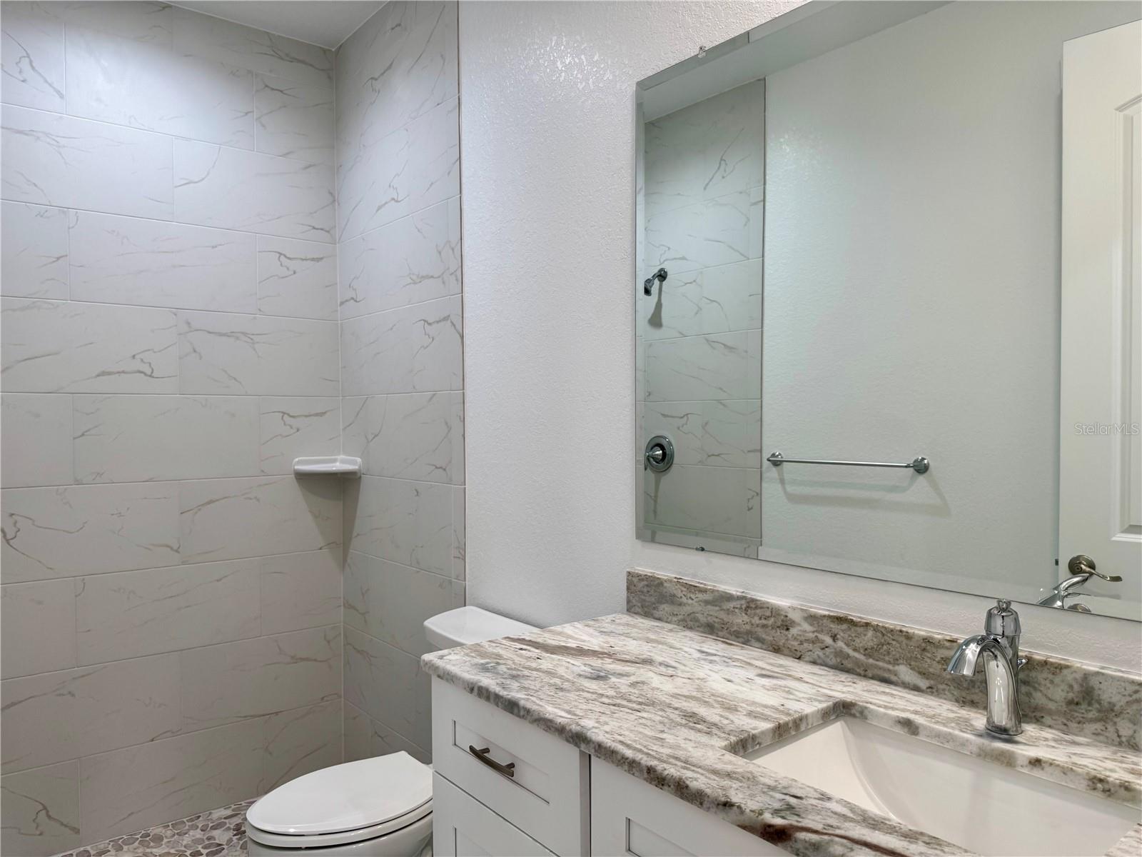 Image 25 of 27 For 704 13th Avenue Nw