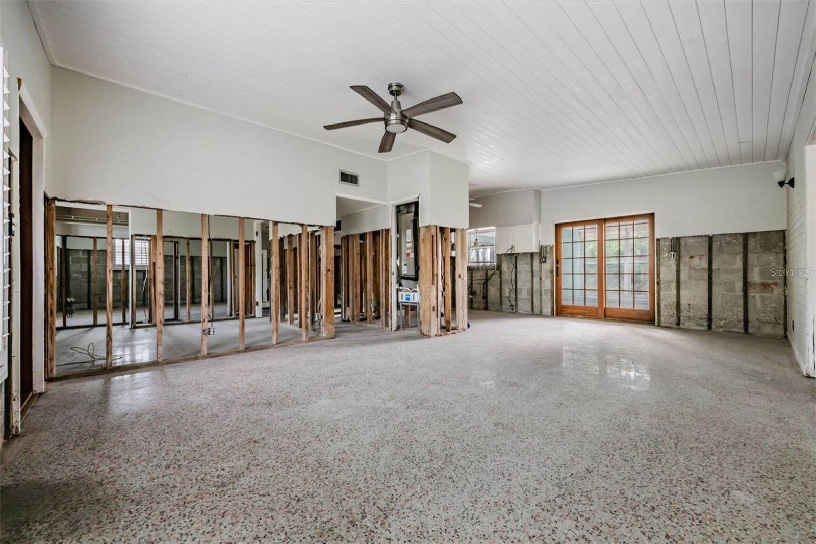 Image 11 of 38 For 16304 3rd Street E