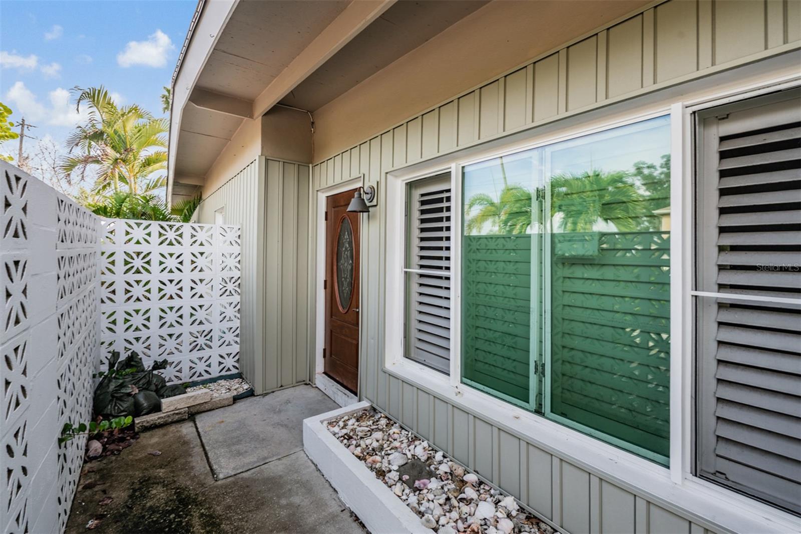 Image 9 of 38 For 16304 3rd Street E