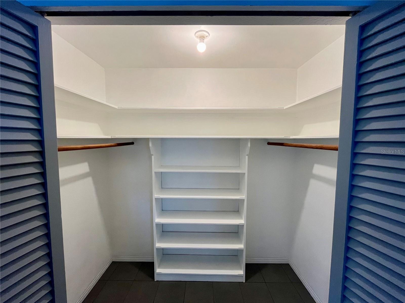 Image 21 of 37 For 1945 68th Avenue S