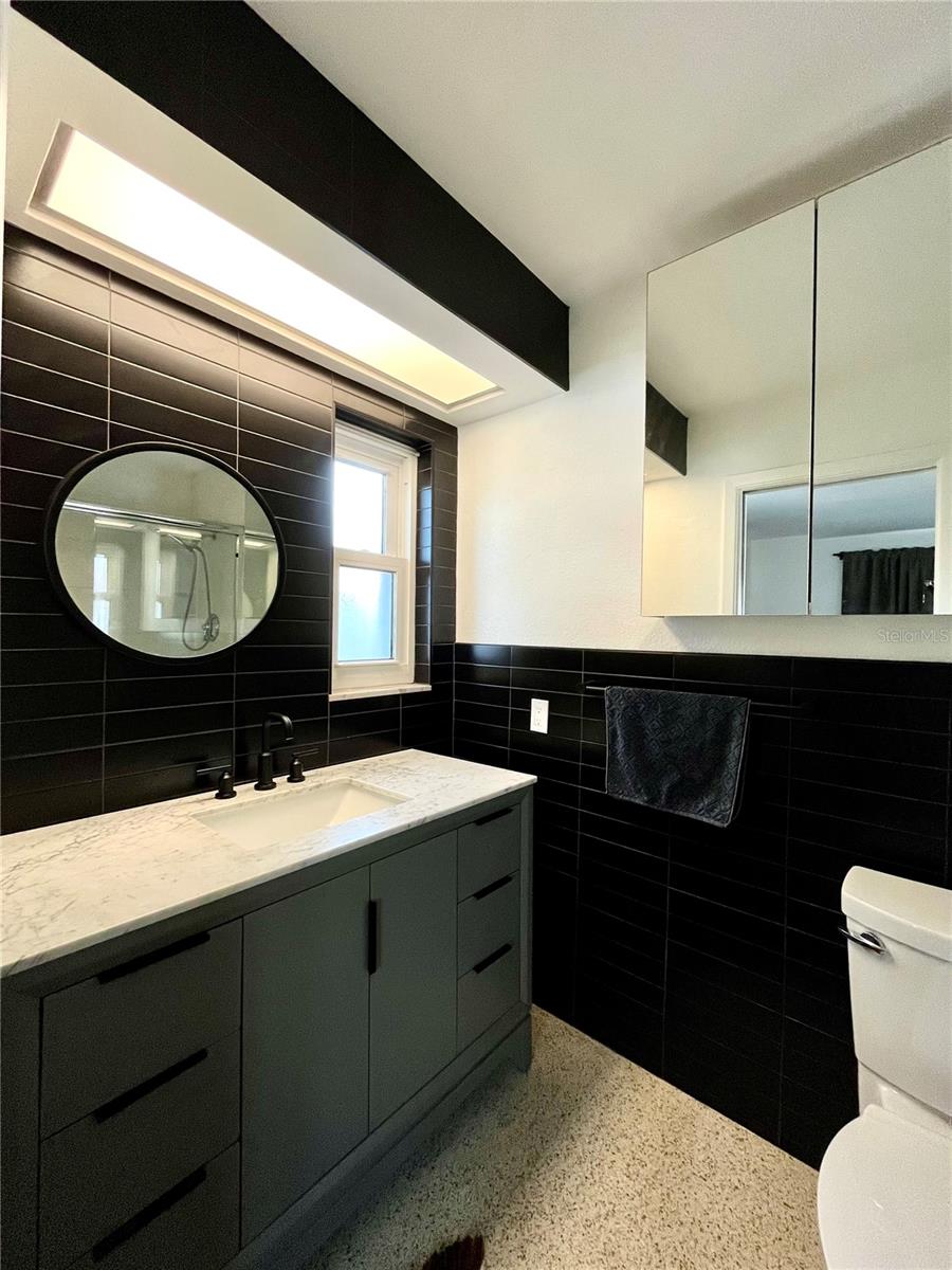 Image 25 of 37 For 1945 68th Avenue S