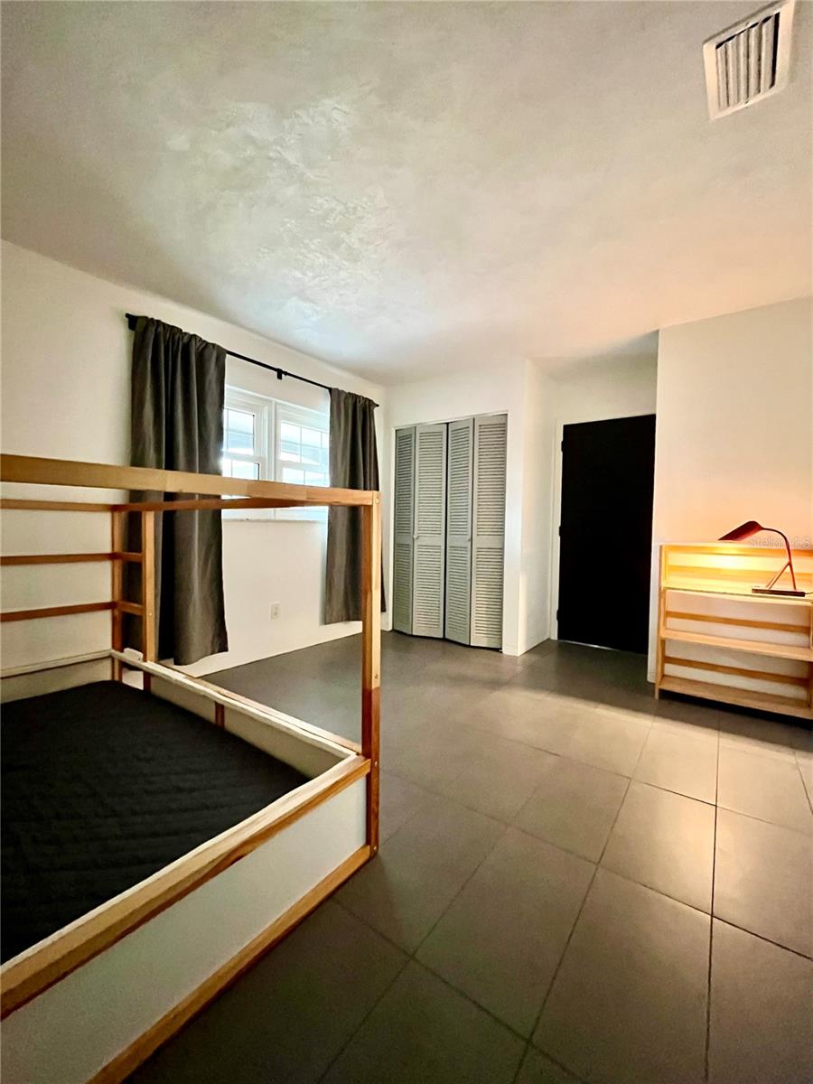 Image 26 of 37 For 1945 68th Avenue S