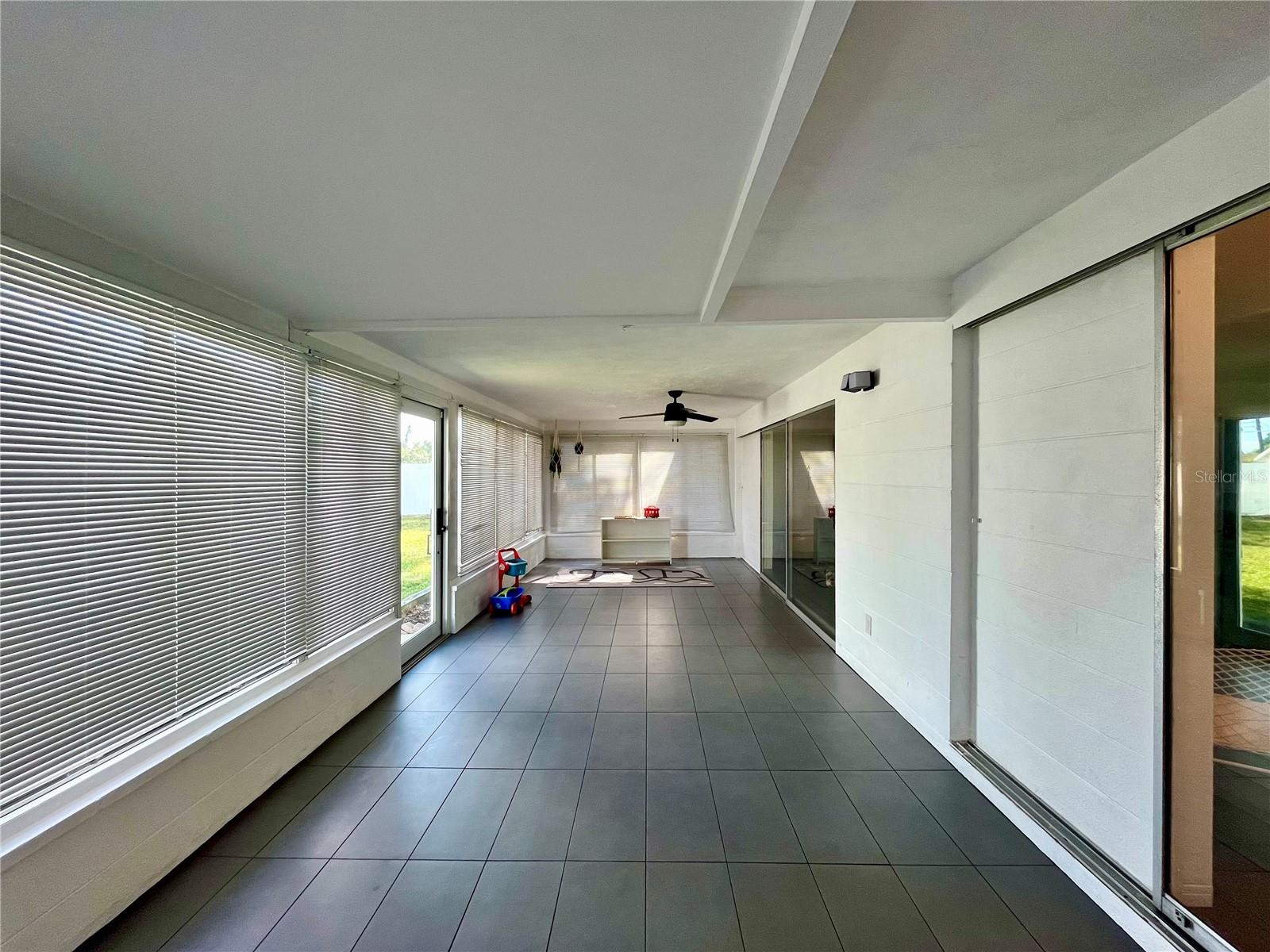 Image 27 of 37 For 1945 68th Avenue S