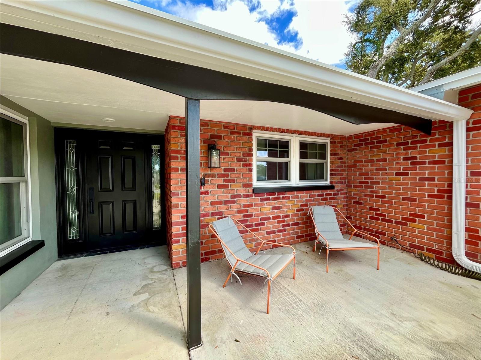 Image 7 of 37 For 1945 68th Avenue S