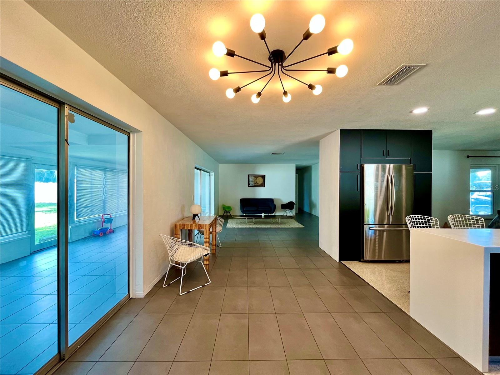 Image 8 of 37 For 1945 68th Avenue S