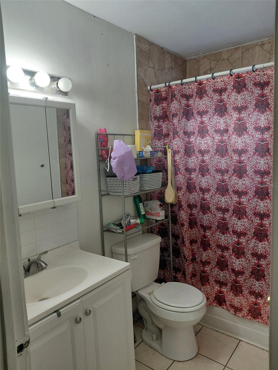 Image 6 of 20 For 5924 Pine Street