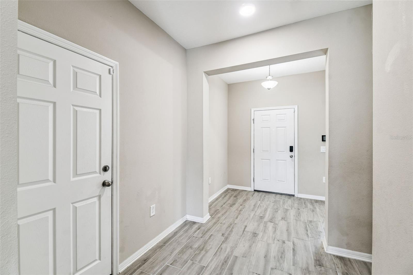 Image 16 of 71 For 18196 Porfirio Place