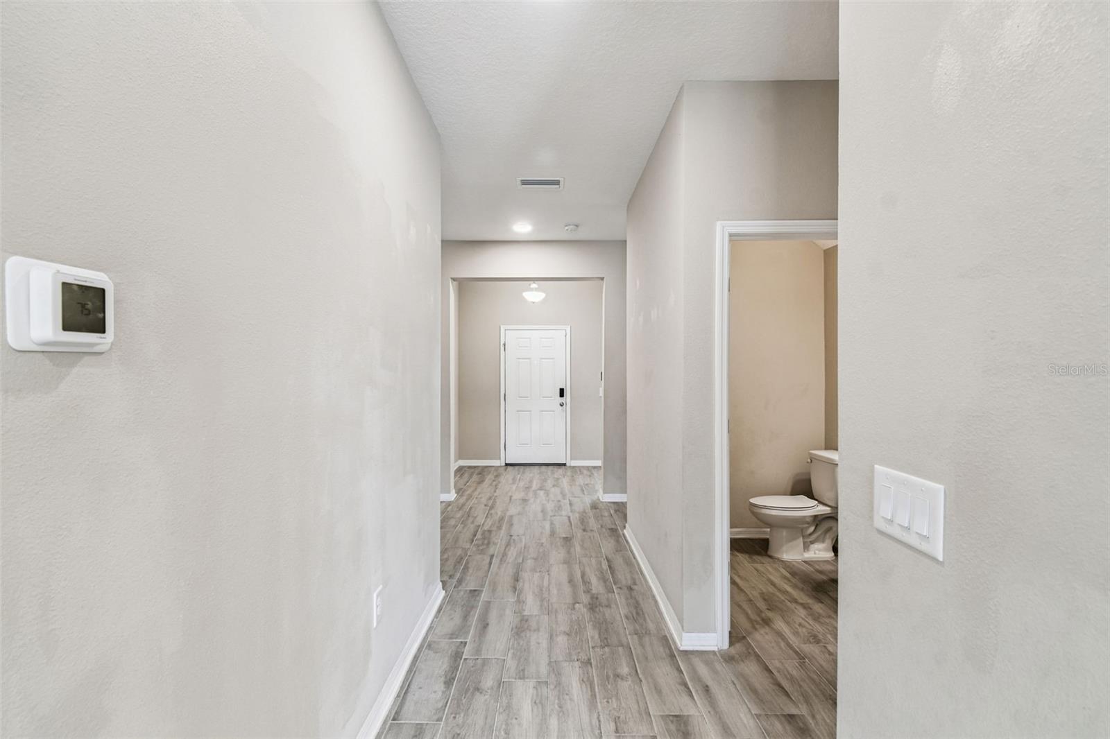 Image 18 of 71 For 18196 Porfirio Place