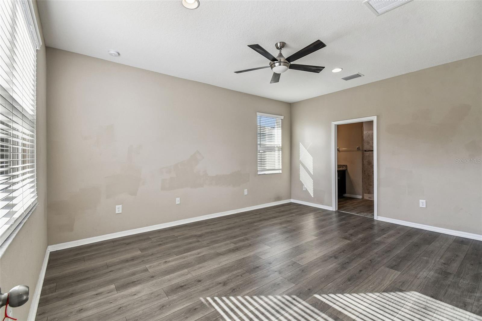 Image 38 of 71 For 18196 Porfirio Place