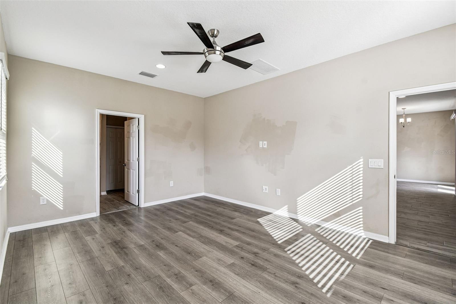 Image 39 of 71 For 18196 Porfirio Place