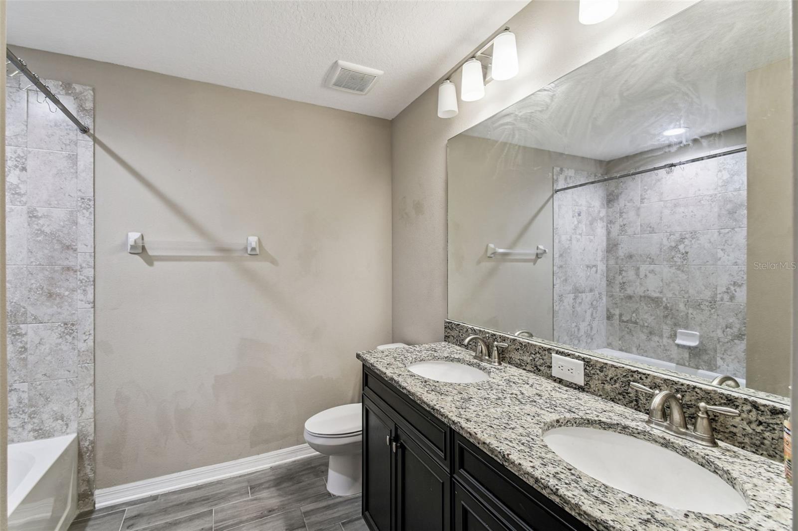 Image 57 of 71 For 18196 Porfirio Place