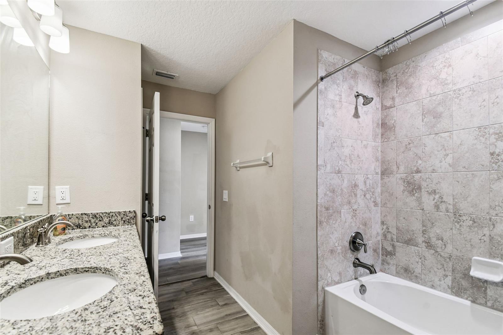 Image 58 of 71 For 18196 Porfirio Place