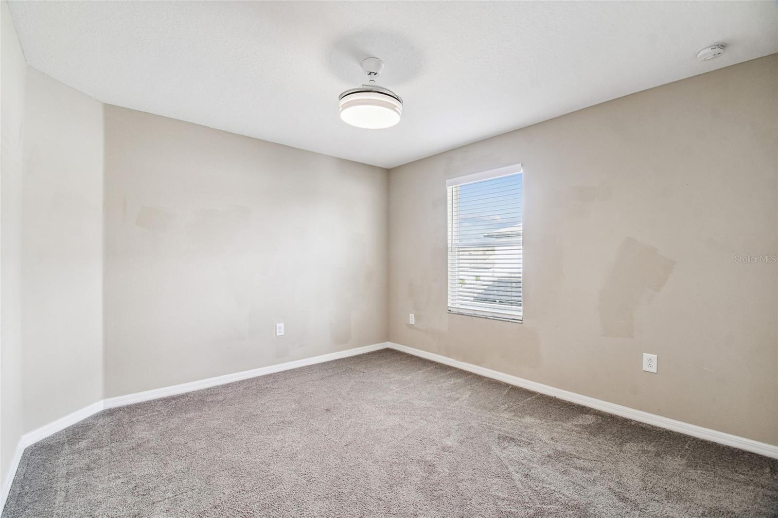 Image 60 of 71 For 18196 Porfirio Place