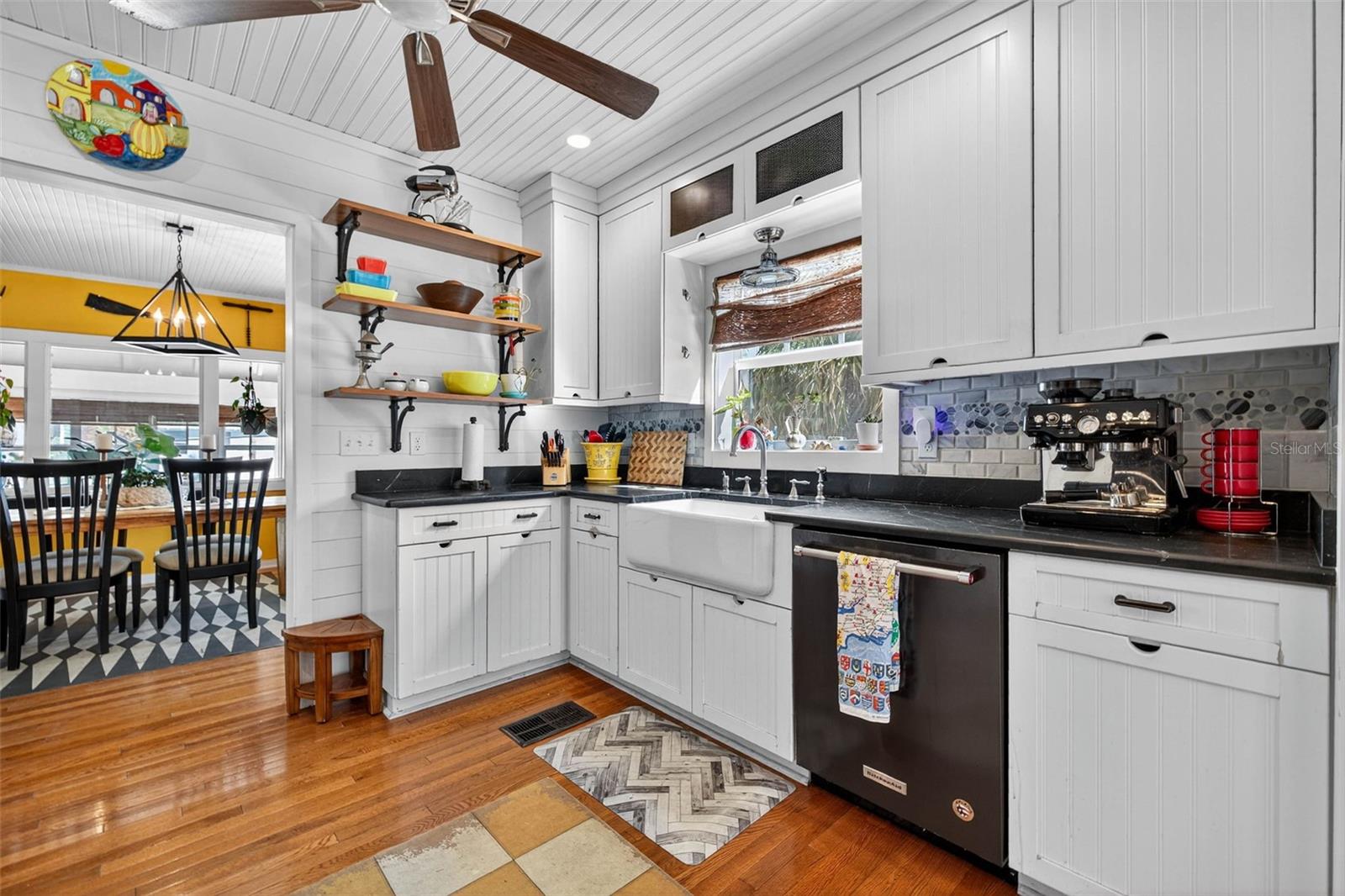 Image 11 of 43 For 106 5th Avenue