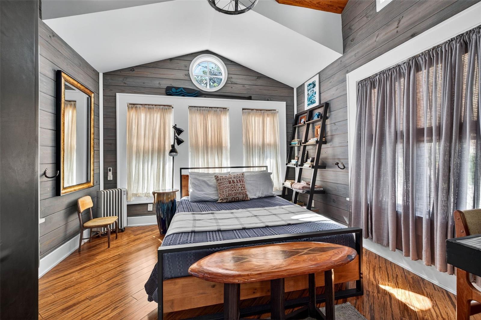 Image 27 of 43 For 106 5th Avenue