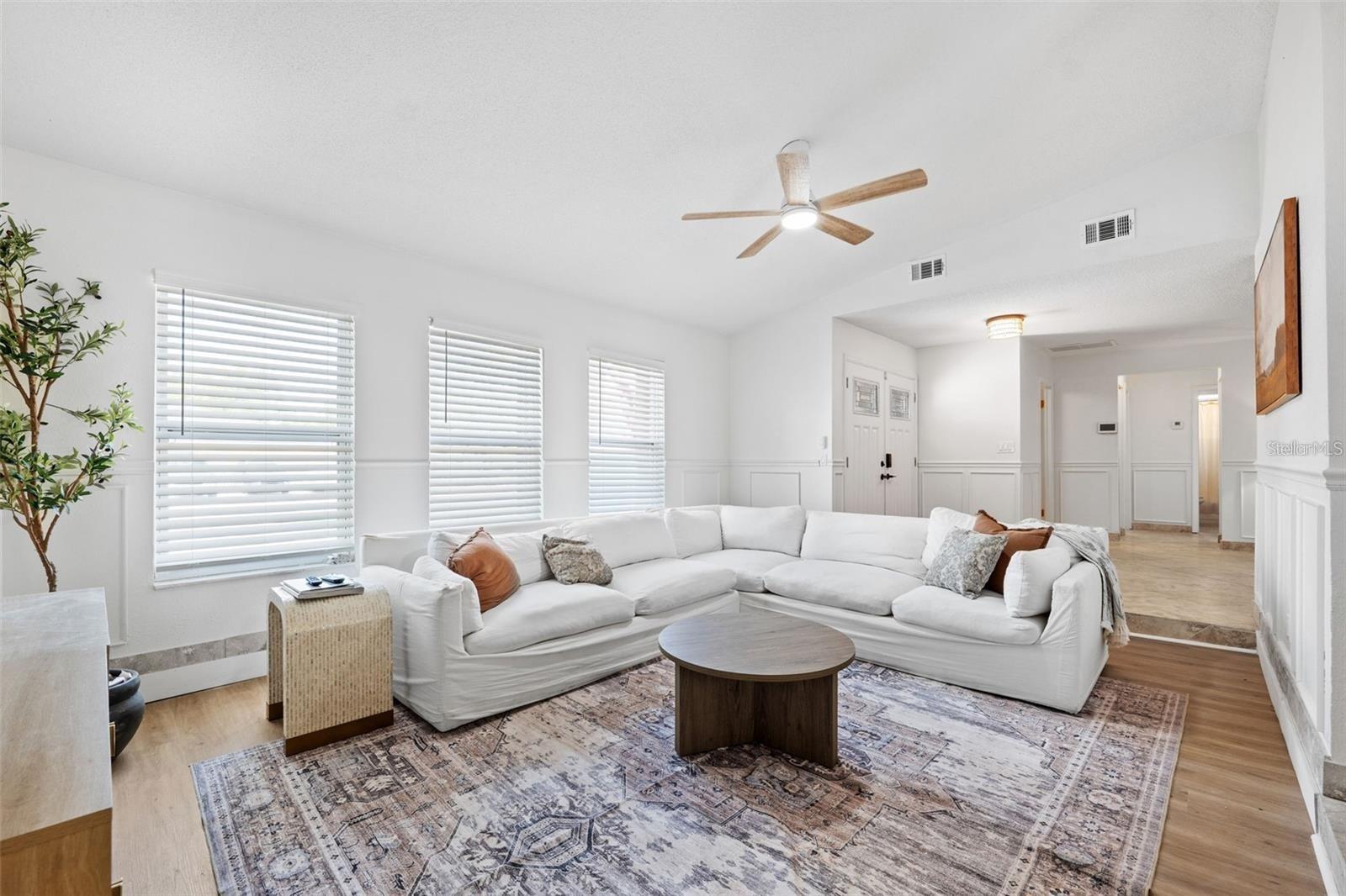 Image 4 of 18 For 10997 117th Street