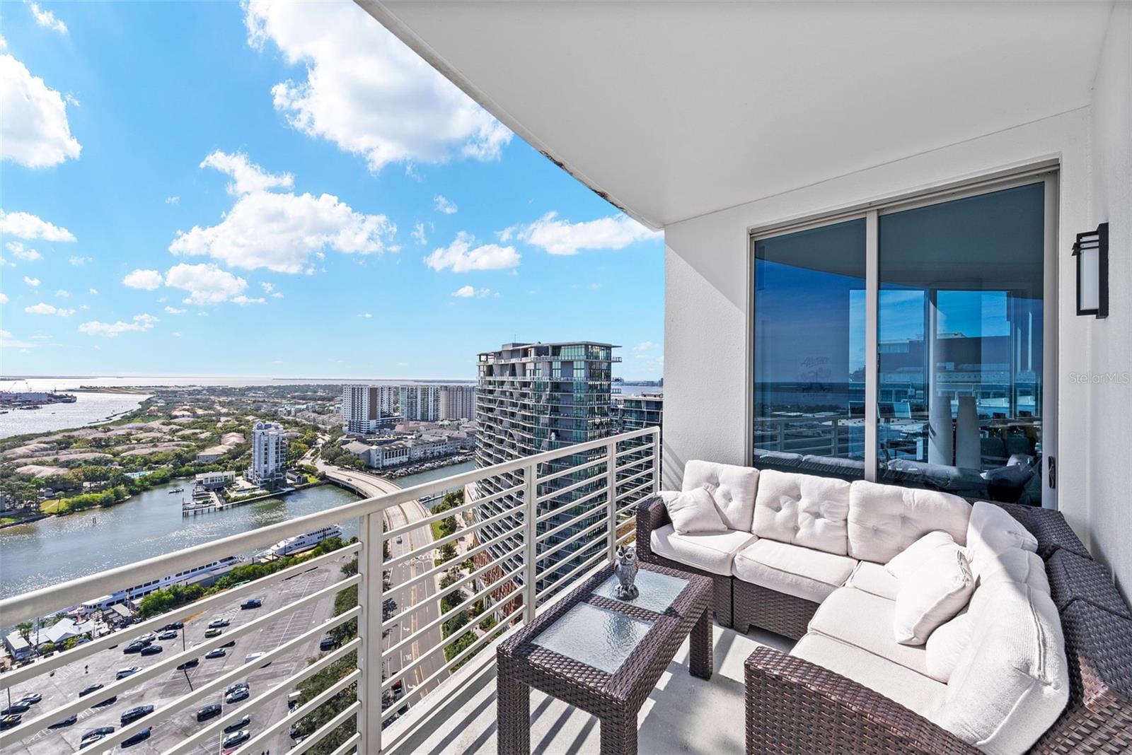 Image 17 of 62 For 449 12th Street 2602