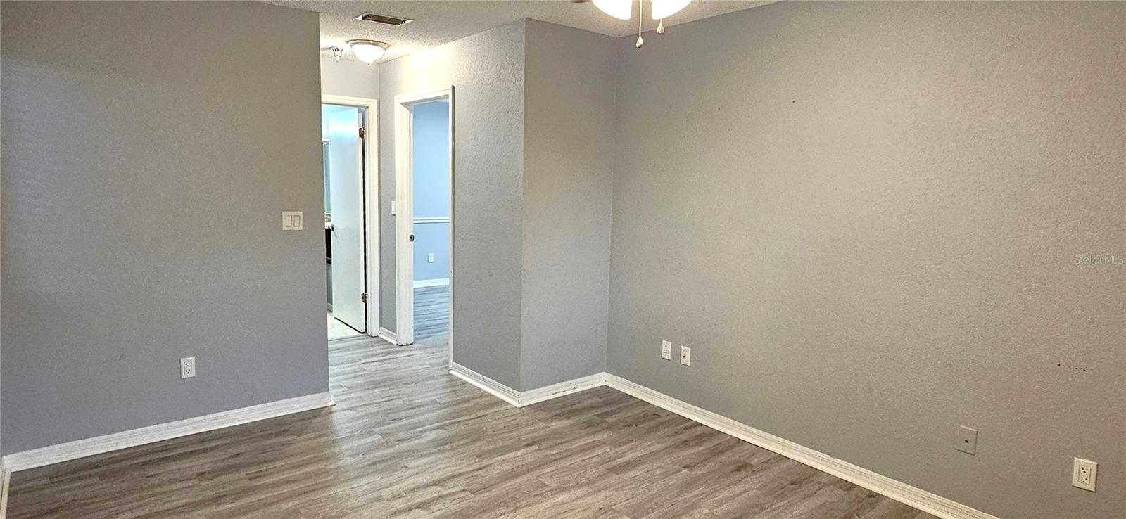 Image 12 of 22 For 10263 Gandy Boulevard N 2014