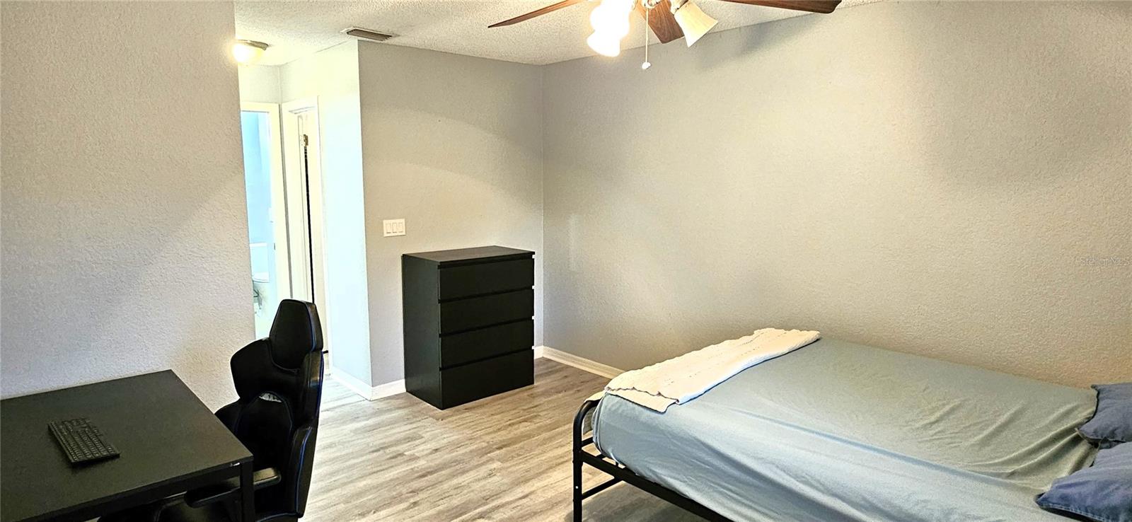 Image 17 of 22 For 10263 Gandy Boulevard N 2014