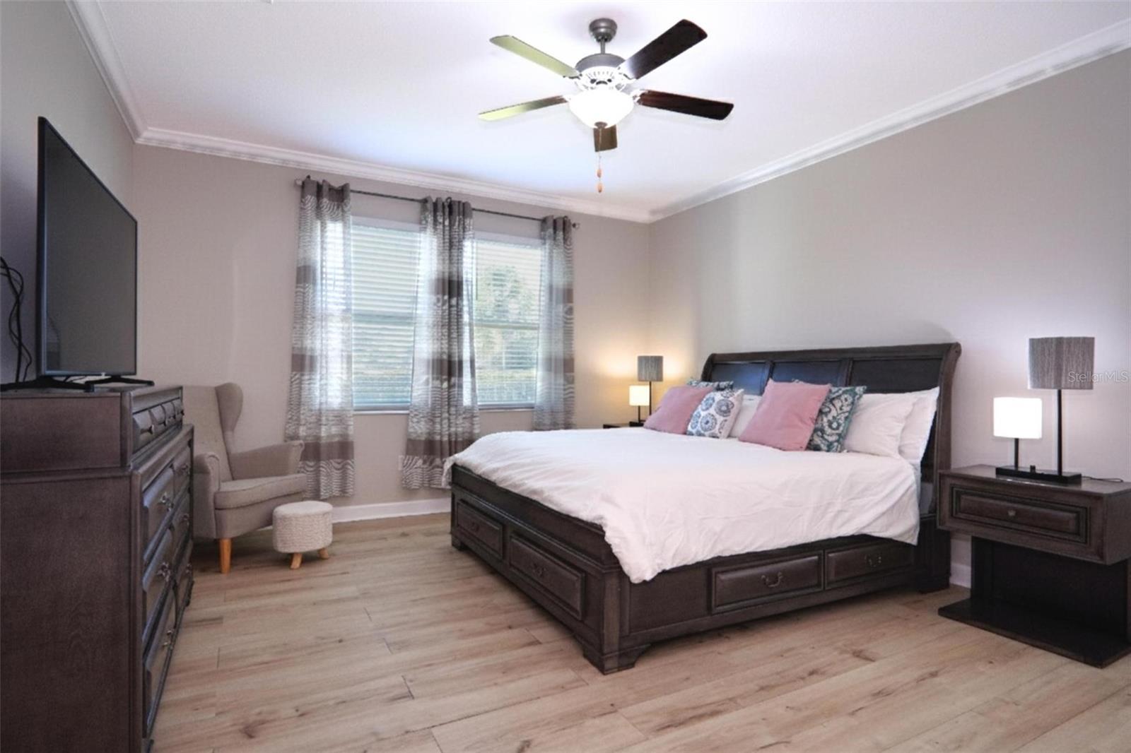 Image 17 of 36 For 9804 Ivory Drive