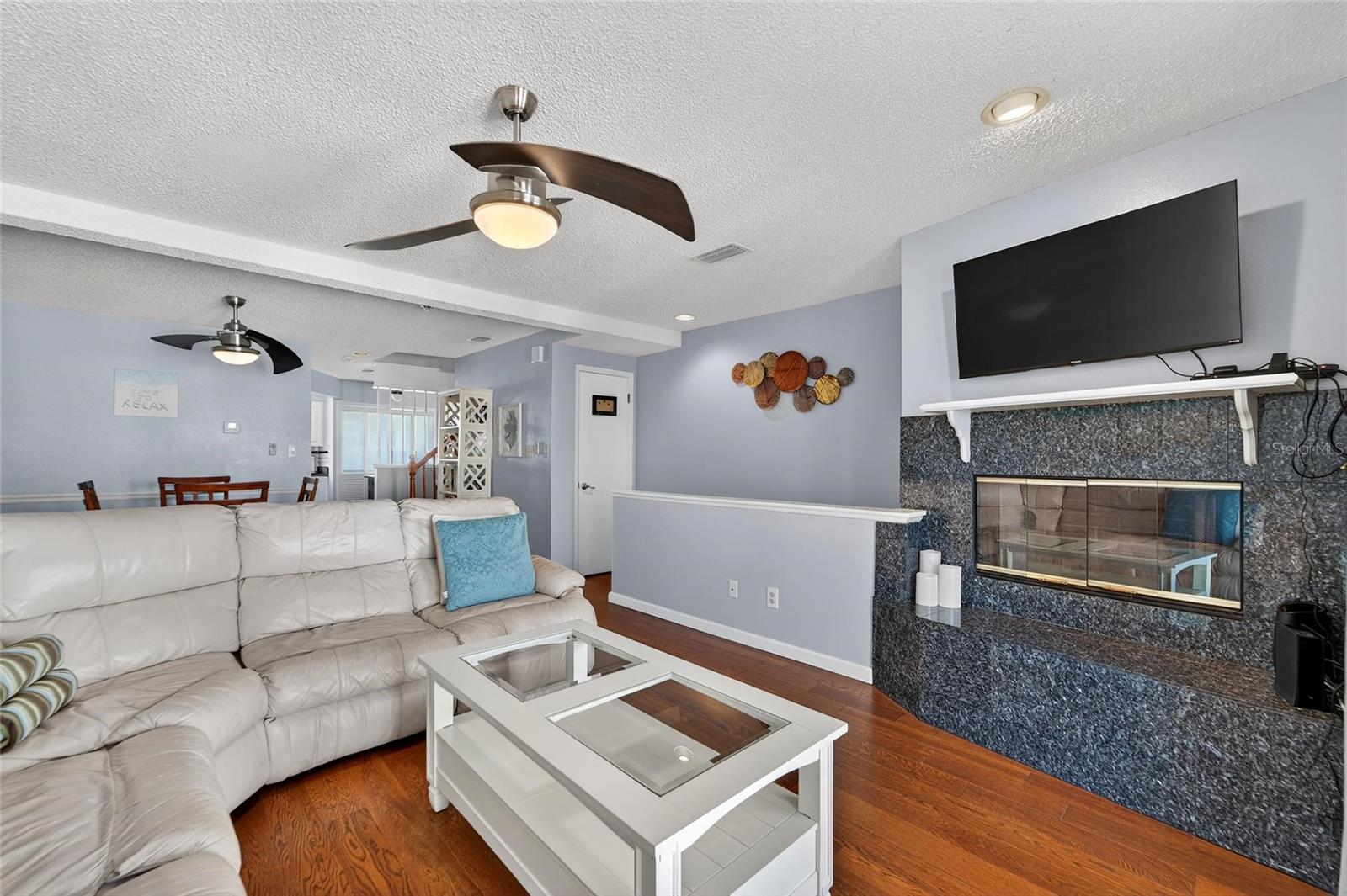 Image 14 of 81 For 17960 Gulf Boulevard 104