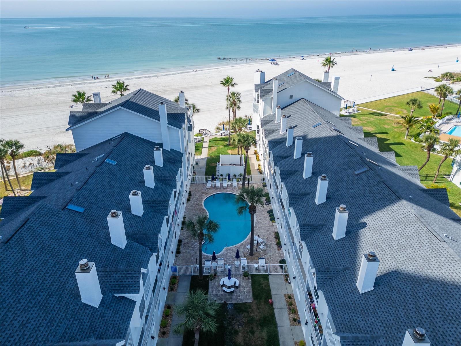 Image 3 of 81 For 17960 Gulf Boulevard 104