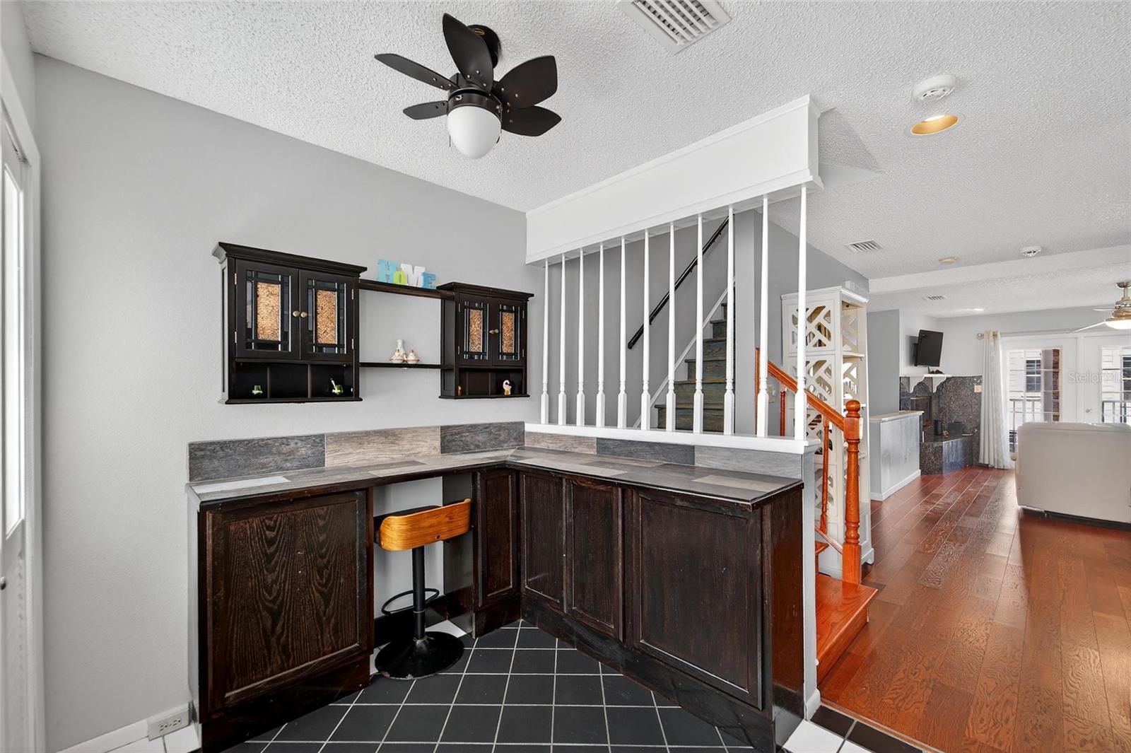 Image 37 of 81 For 17960 Gulf Boulevard 104