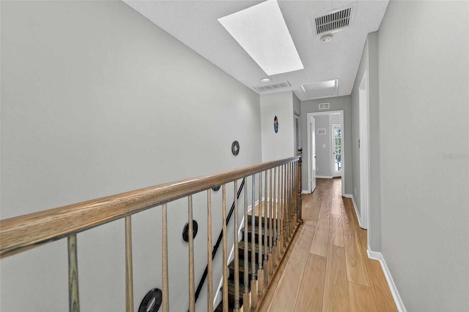 Image 45 of 81 For 17960 Gulf Boulevard 104