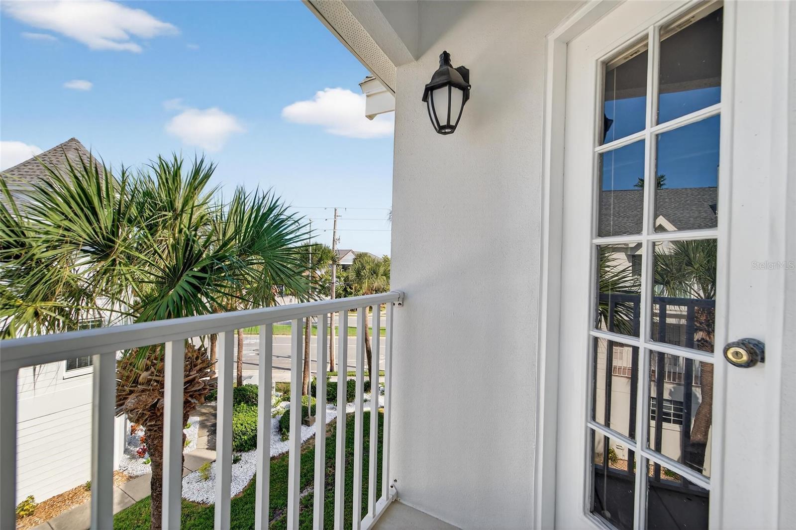 Image 58 of 81 For 17960 Gulf Boulevard 104