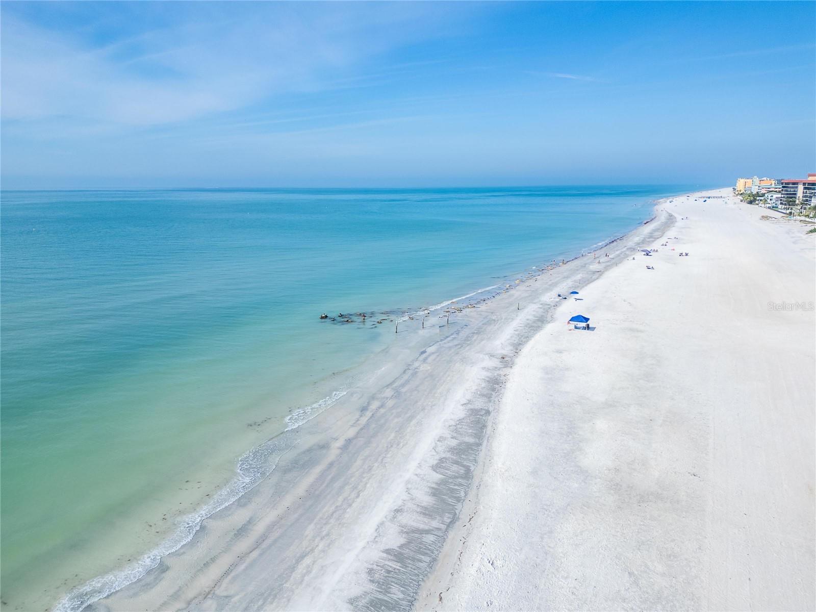 Image 71 of 81 For 17960 Gulf Boulevard 104