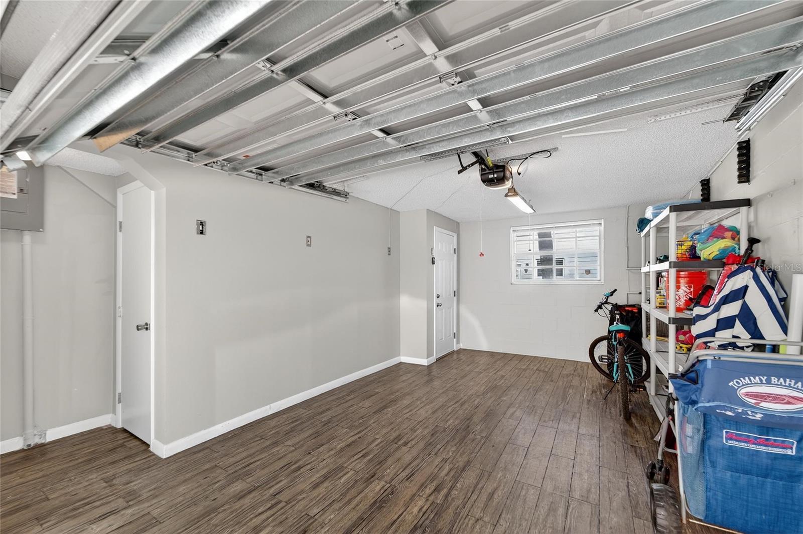 Image 75 of 81 For 17960 Gulf Boulevard 104