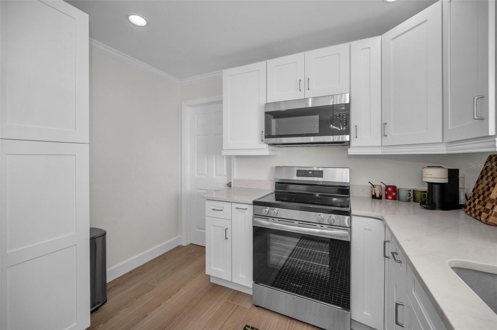 Image 16 of 41 For 7413 Obrien Street