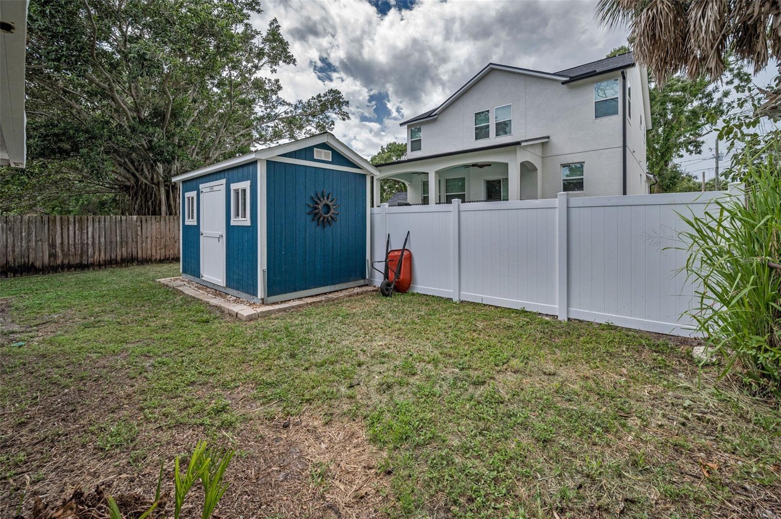 Image 38 of 41 For 7413 Obrien Street