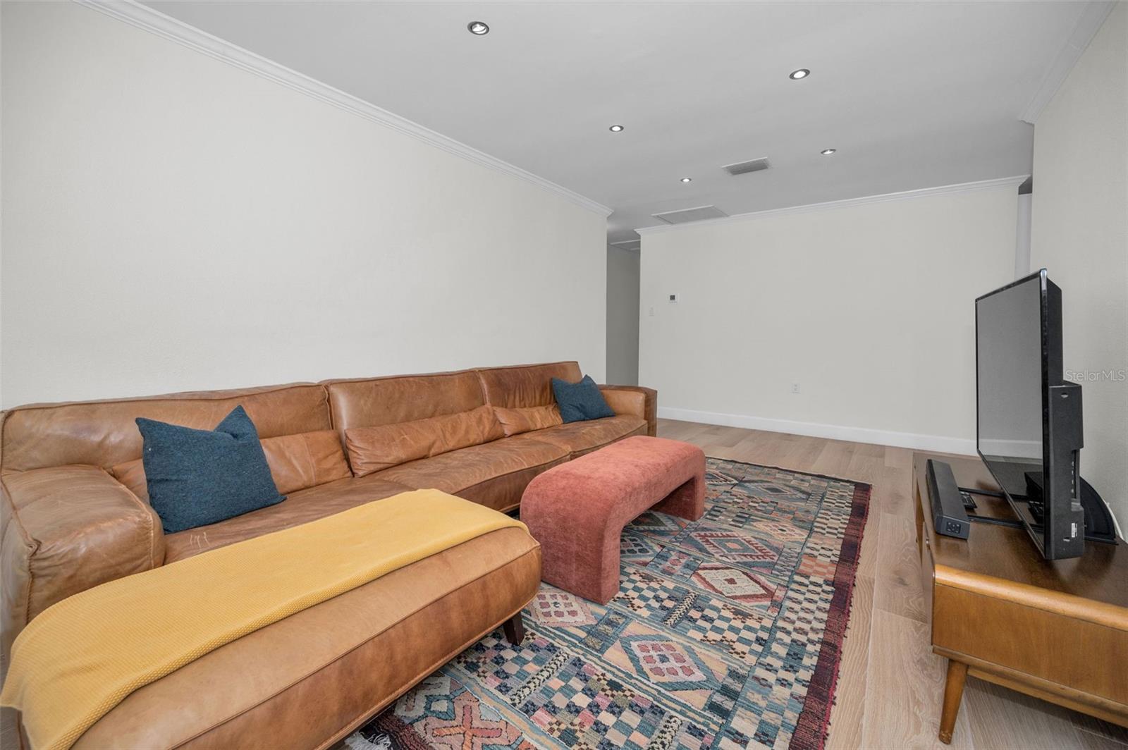 Image 9 of 41 For 7413 Obrien Street